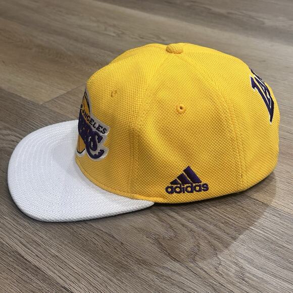 RARE Deluxe adidas™ Los Angeles Lakers Hat 2015 BasketBall Adjustable Snapback - Picture 3 of 11